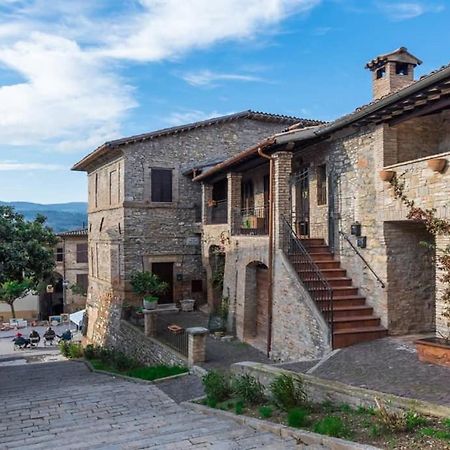 Alloggio Flaminia Con Parcheggio Di Proprieta! Беванья Екстер'єр фото
